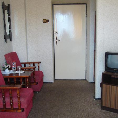 Karet Obiekt Hotelowy Skoczów Екстериор снимка