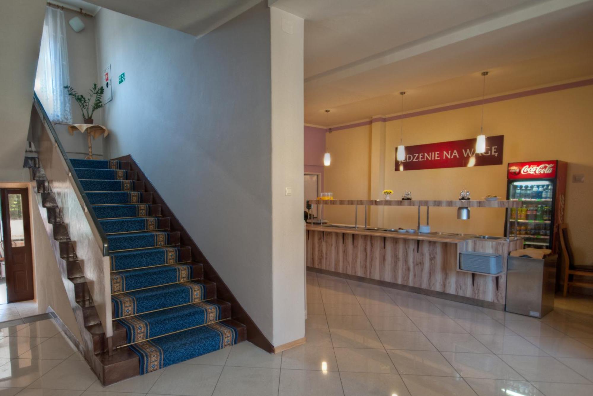 Karet Obiekt Hotelowy Skoczów Екстериор снимка